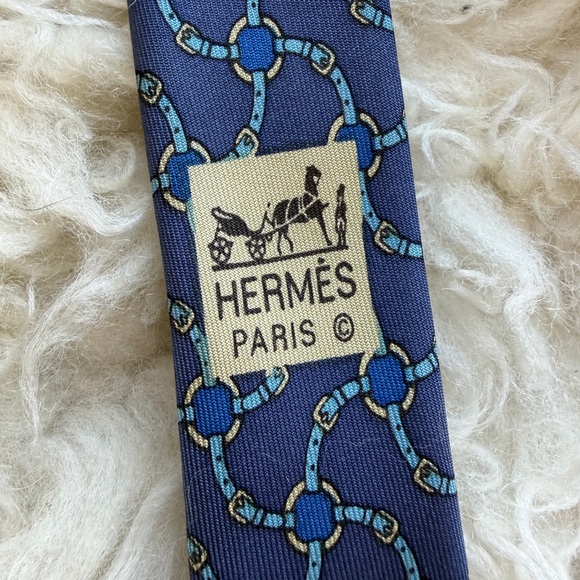 Vintage Hermès Silk Tie - Picture 4 of 9